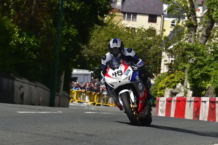 Framed Print : John Ingram (Honda) 2015 Superbike TT Framed Print : John Ingram (Honda) 2015 Superbike TT