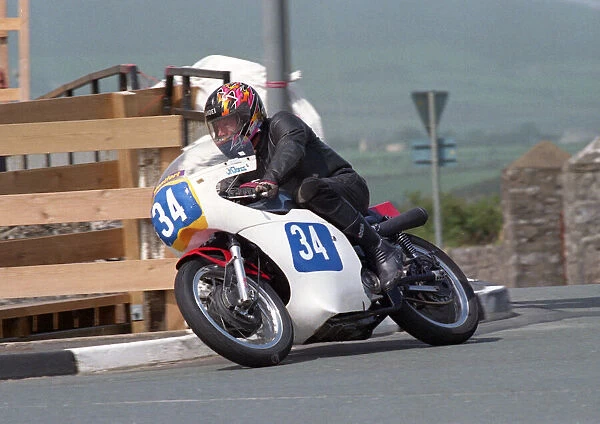 John Jones (Seeley) 2002 pre-TT Classic