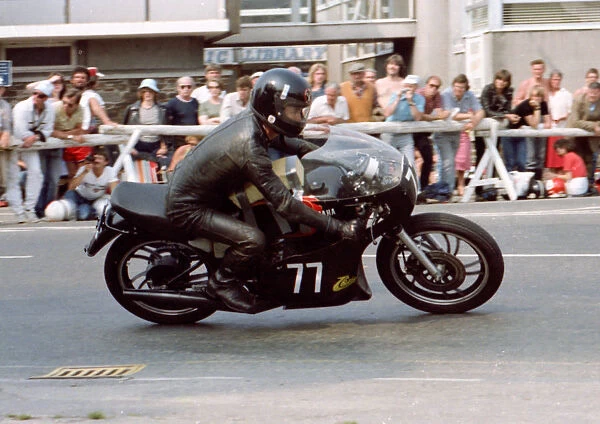 John Kiddie (Yamaha) 1982 Formula Three TT