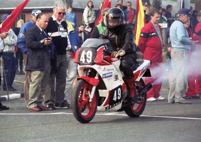 Framed Print : John Kiddie (Yamaha) 1990 Lightweight 400 TT Framed Print : John Kiddie (Yamaha) 1990 Lightweight 400 TT