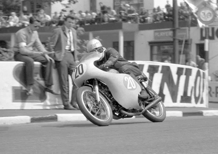 Framed Print : John Kidson (Guzzi) 1962 Lightweight TT Framed Print : John Kidson (Guzzi) 1962 Lightweight TT