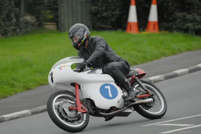 Framed Print : John Kidson (Guzzi) 2008 Manx Grand Prix Parade