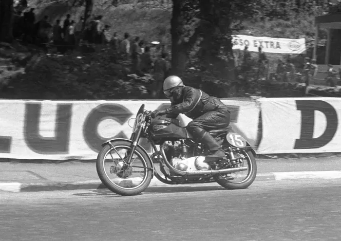 Framed Print : John Mason (Ariel) 1953 Senior Clubman TT Framed Print : John Mason (Ariel) 1953 Senior Clubman TT