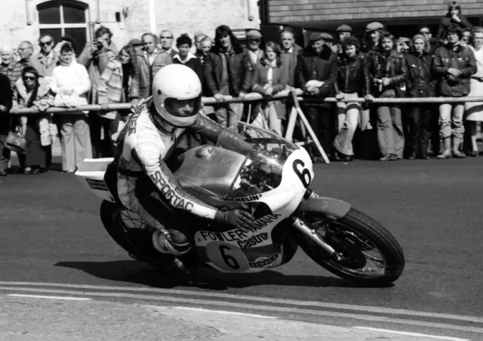 Framed Print : John McEntee (Fowler Yamaha) 1977 Senior Manx Grand Prix Framed Print : John McEntee (Fowler Yamaha) 1977 Senior Manx Grand Prix