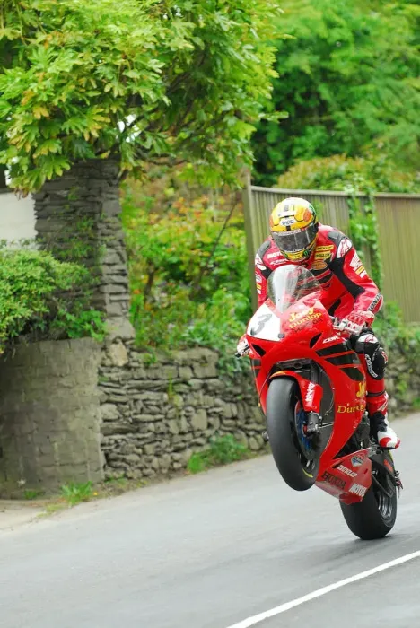 Framed Print : John McGuinness (Honda) 2013 Superbike TT Framed Print : John McGuinness (Honda) 2013 Superbike TT