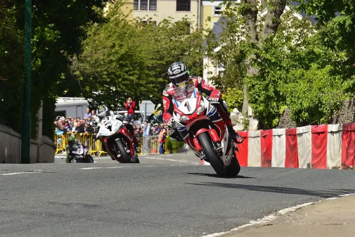 Framed Print : John McGuinness (Honda) 2015 Superbike TT Framed Print : John McGuinness (Honda) 2015 Superbike TT