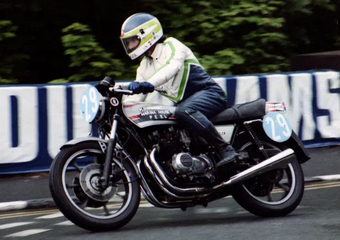 Framed Print : John Musson (Kawasaki) 1980 Formula Two TT Framed Print : John Musson (Kawasaki) 1980 Formula Two TT