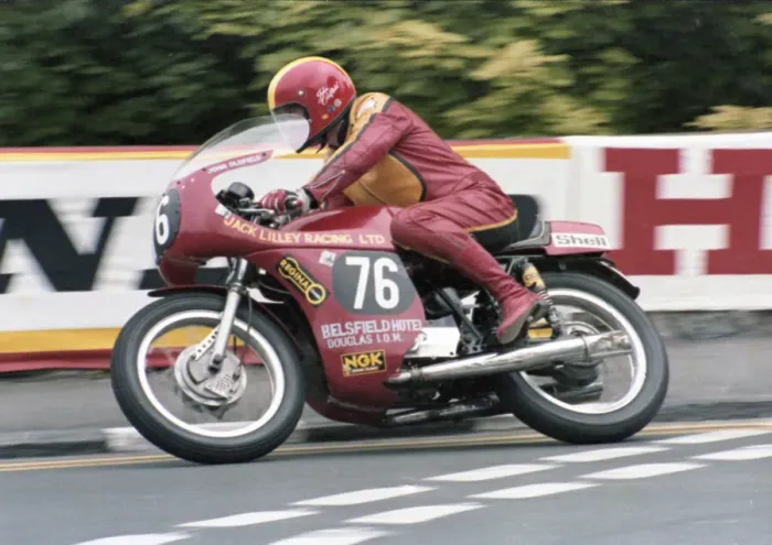 Framed Print : John Oldfeld (Yamaha) 1979 Formula Three TT Framed Print : John Oldfeld (Yamaha) 1979 Formula Three TT