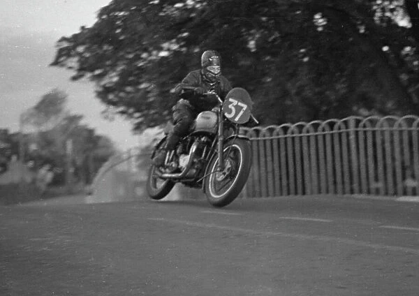 John R Burrows Triumph 1949 Senior Clubman TT Practice