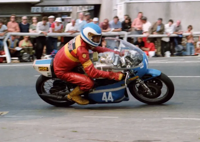 Framed Print : John Raybould (Yamaha) 1982 Formula Two TT Framed Print : John Raybould (Yamaha) 1982 Formula Two TT