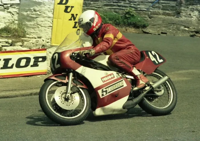 Framed Print : John Raybould (Yamaha) 1986 Formula 2 TT Framed Print : John Raybould (Yamaha) 1986 Formula 2 TT