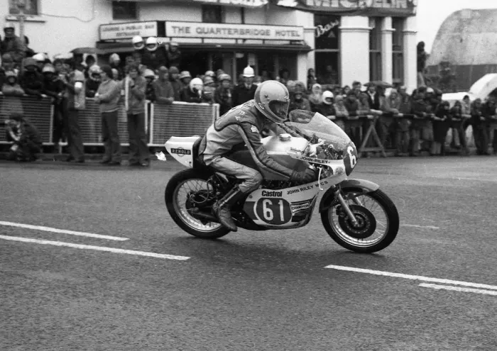 Framed Print : John Riley (Yamaha) 1977 Junior TT Framed Print : John Riley (Yamaha) 1977 Junior TT