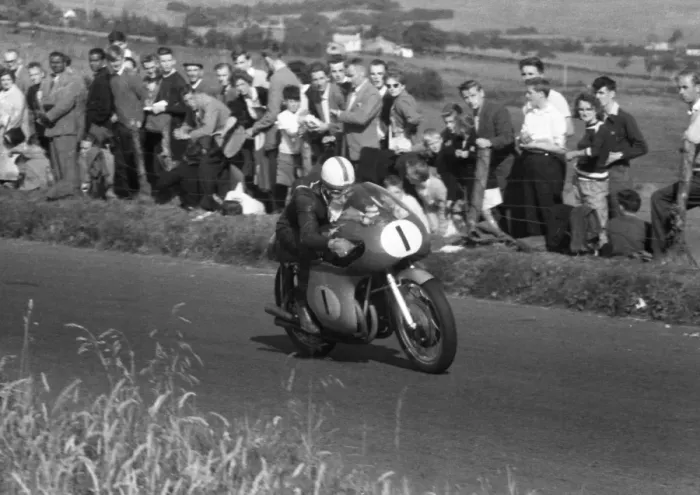 Framed Print : John Surtees (MV) 1959 Senior Ulster Grand Prix Framed Print : John Surtees (MV) 1959 Senior Ulster Grand Prix