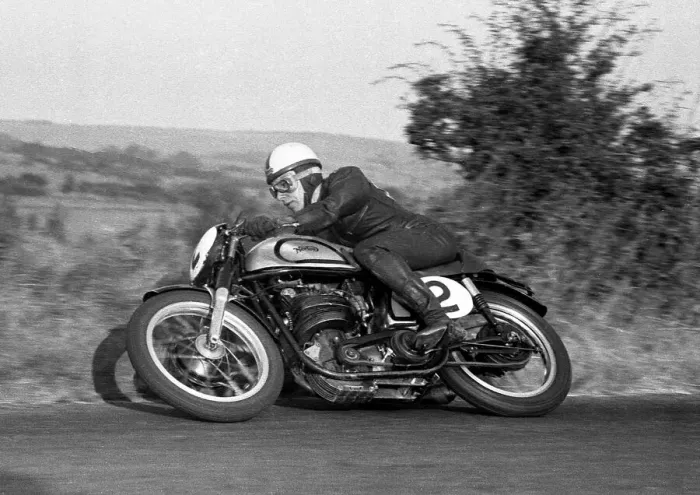 Framed Print : John Surtees (Norton) 1955 Junior Ulster Grand Prix Framed Print : John Surtees (Norton) 1955 Junior Ulster Grand Prix