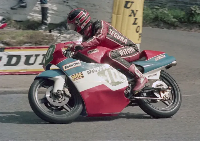 Framed Print : John Weeden (Armstrong) 1986 Junior TT Framed Print : John Weeden (Armstrong) 1986 Junior TT