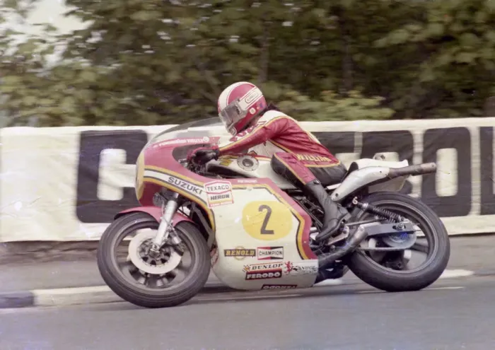 Framed Print : John Williams (Suzuki) 1976 Senior TT Framed Print : John Williams (Suzuki) 1976 Senior TT