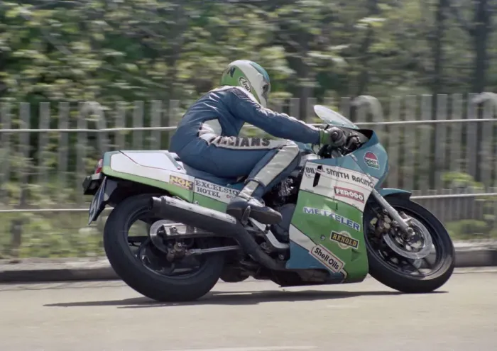 Framed Print : John Williams (Suzuki) 1986 Production B TT Framed Print : John Williams (Suzuki) 1986 Production B TT