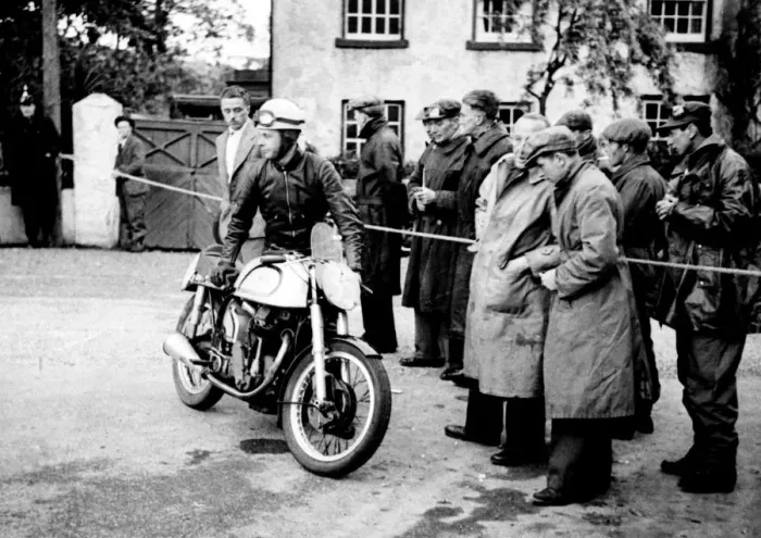 Framed Print : Johnny Lockett (Norton) 1950 Junior TT Framed Print : Johnny Lockett (Norton) 1950 Junior TT
