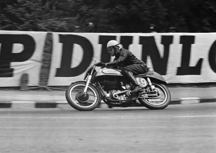 Framed Print : Johnny Lockett (Norton) 1950 Senior TT Framed Print : Johnny Lockett (Norton) 1950 Senior TT