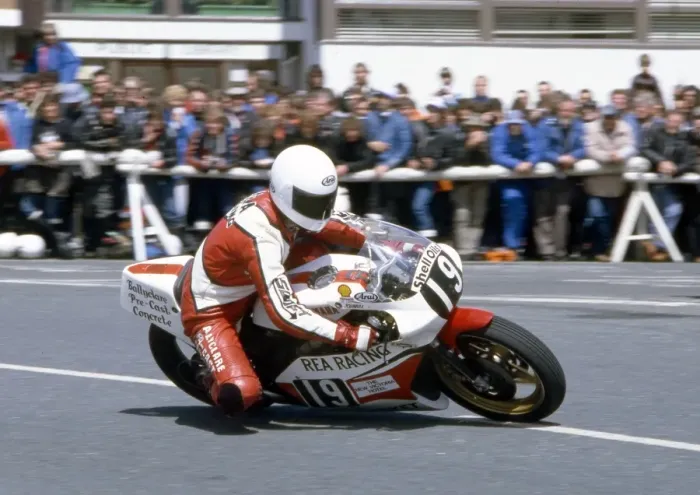 Framed Print : Johnny Rea (Yamaha) 1986 Formula Two TT Framed Print : Johnny Rea (Yamaha) 1986 Formula Two TT