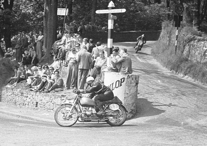 Framed Print : Jon Boulter (Douglas) 1951 Junior Clubman TT Framed Print : Jon Boulter (Douglas) 1951 Junior Clubman TT