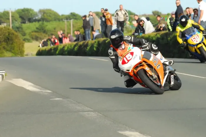 Framed Print : Jonathan Howarth (Honda) 2015 Southern 100 Framed Print : Jonathan Howarth (Honda) 2015 Southern 100