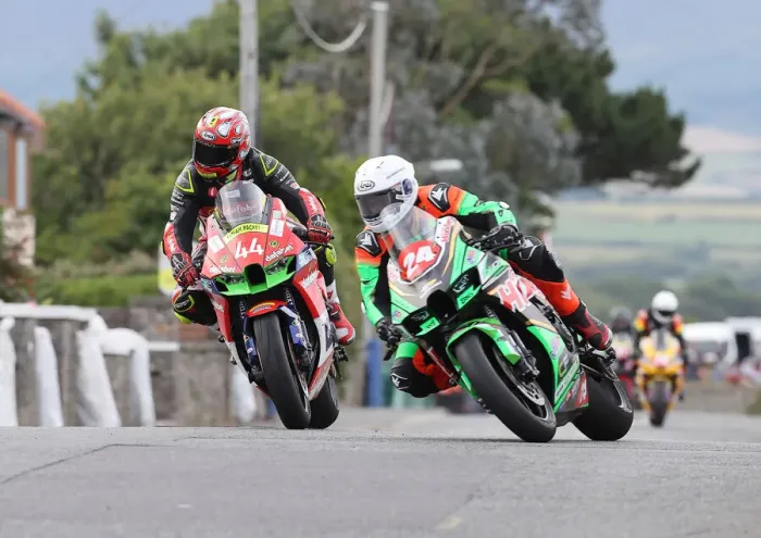 Framed Print : Jonathan Perry (Kawasaki) and Rob Hodson (Kawasaki) 2022 Southern 100
