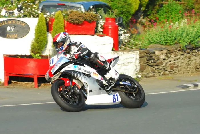 Framed Print : Julien Tonuitto (Yamaha) 2016 Supersport TT Framed Print : Julien Tonuitto (Yamaha) 2016 Supersport TT