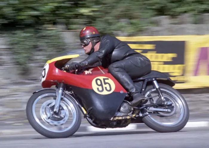 Framed Print : Bill Kane (Matchless) 1967 Senior Manx Grand Prix