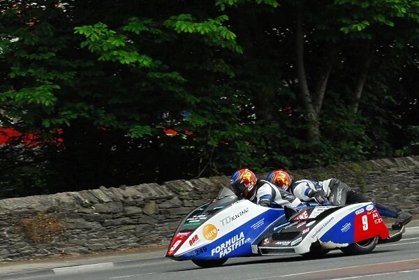 Karl Bennett & Lee Cain (DMR Suzuki) 2016 Sidecar 2 TT