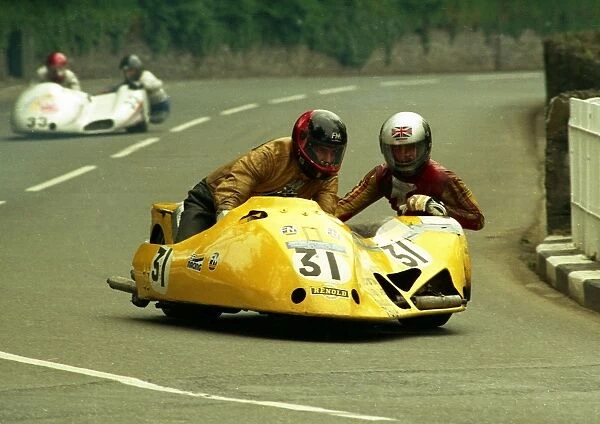 Keith Brown & David Hedison (Yamaha) 1988 Sidecar TT