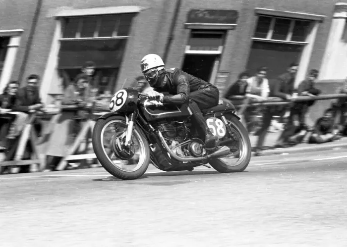 Framed Print : Keith Bryen (Matchless) 1957 Senior TT Framed Print : Keith Bryen (Matchless) 1957 Senior TT