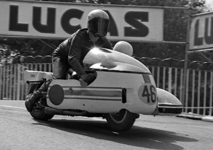 Framed Print : Keith Griffin Malcolm Sharrocks SG Triumph 1975 1000 Sidecar TT Framed Print : Keith Griffin Malcolm Sharrocks SG Triumph 1975 1000 Sidecar TT