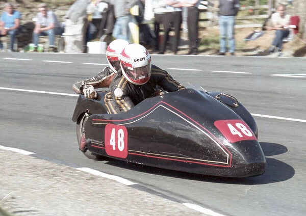 Keith Griffin & Peter Cain (Suzuki) 1984 Sidecar TT