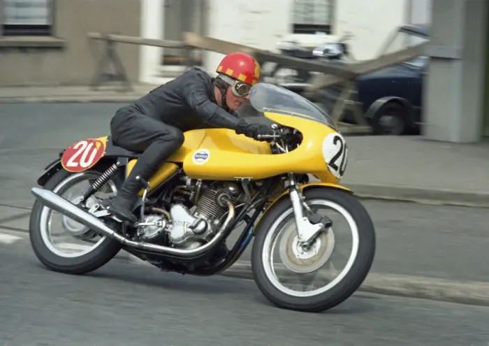 Framed Print : Keith Heckles (Norton) 1971 Production TT Framed Print : Keith Heckles (Norton) 1971 Production TT