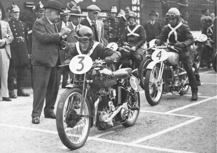 Framed Print : Keith Horton (Excelsior) 1935 Lightweight TT Framed Print : Keith Horton (Excelsior) 1935 Lightweight TT
