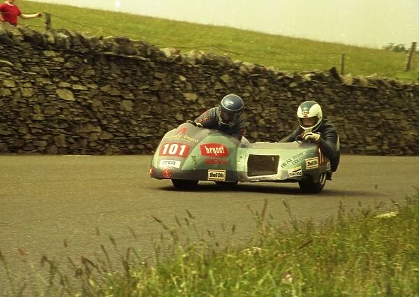 Keith Soall & Edward Mills (Yamaha) 1987 Sidecar TT