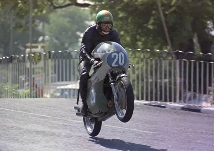 Framed Print : Kel Carruthers Benelli) At Ballaugh Bridge 1970 Junior TT Framed Print : Kel Carruthers Benelli) At Ballaugh Bridge 1970 Junior TT