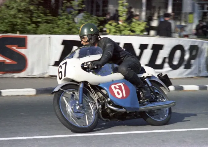 Framed Print : Kel Carruthers (Suzuki) 1967 Production 250 TT Framed Print : Kel Carruthers (Suzuki) 1967 Production 250 TT