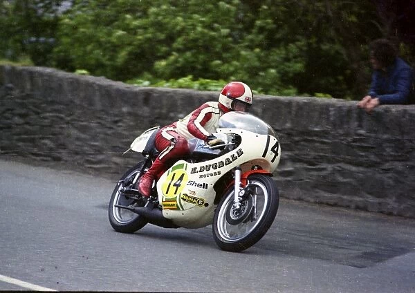 Ken Huggett (Maxton Yamaha) 1974 Senior TT