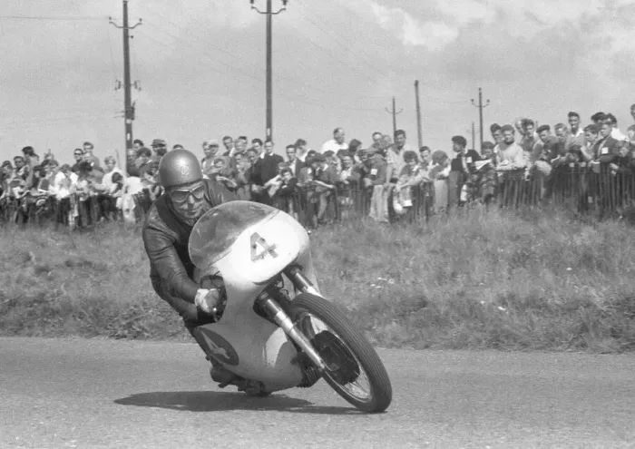 Framed Print : Ken Kavanagh (Norton) 1959 Junior Ulster Grand Prix Framed Print : Ken Kavanagh (Norton) 1959 Junior Ulster Grand Prix