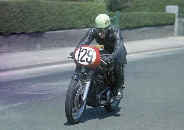 Ken Lindsay (AJS) 1969 Junior TT