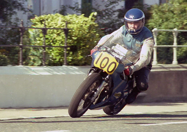 Ken Richardson (Suzuki) 1987 Senior Manx Grand Prix