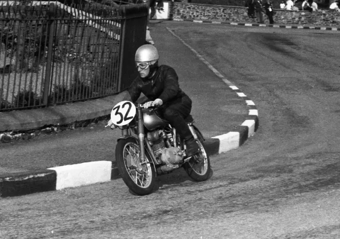 Framed Print : Ken Tully (Ducati) 1959 Ultra Lightweight TT Framed Print : Ken Tully (Ducati) 1959 Ultra Lightweight TT
