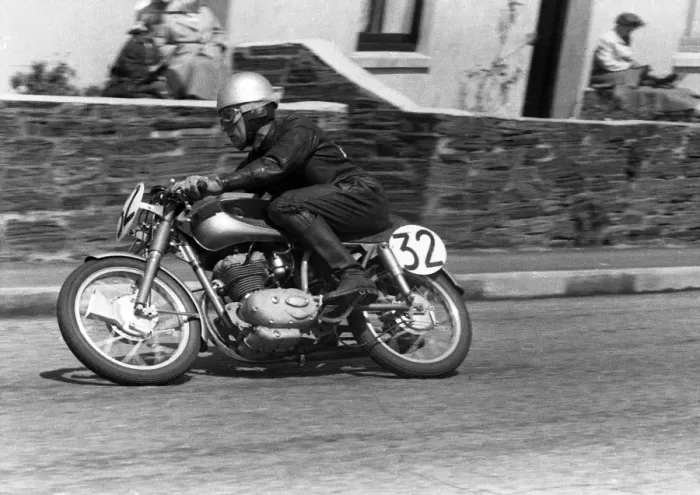 Framed Print : Ken Tully (Ducati) 1959 Ultra Lightweight TT Framed Print : Ken Tully (Ducati) 1959 Ultra Lightweight TT
