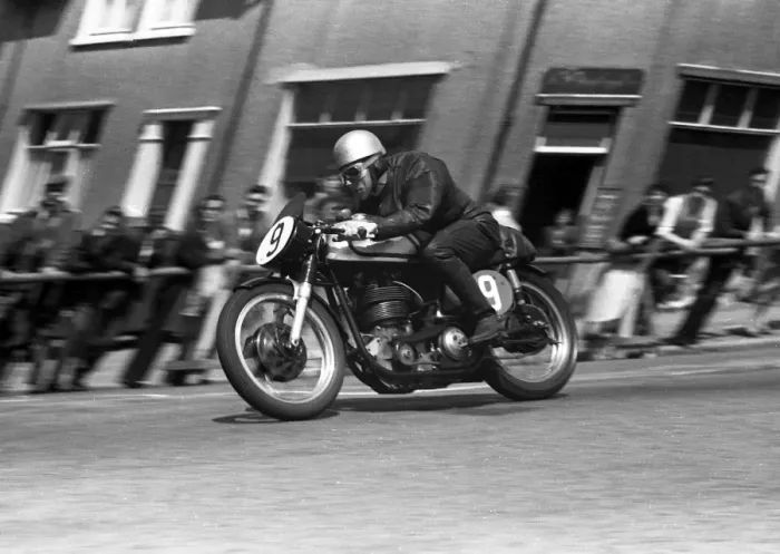 Framed Print : Ken Tully (Norton) 1957 Senior TT