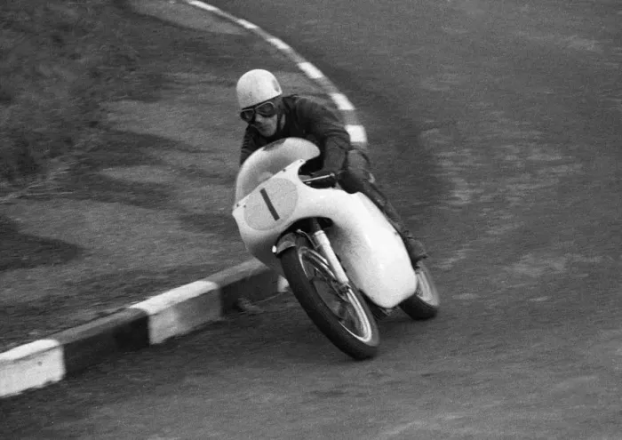 Framed Print : Ken Watson (Norton) 1962 Senior Manx Grand Prix Framed Print : Ken Watson (Norton) 1962 Senior Manx Grand Prix