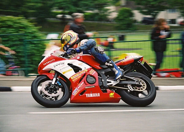 Kenneth McCrea (Yamaha) 2004 Production 600 TT