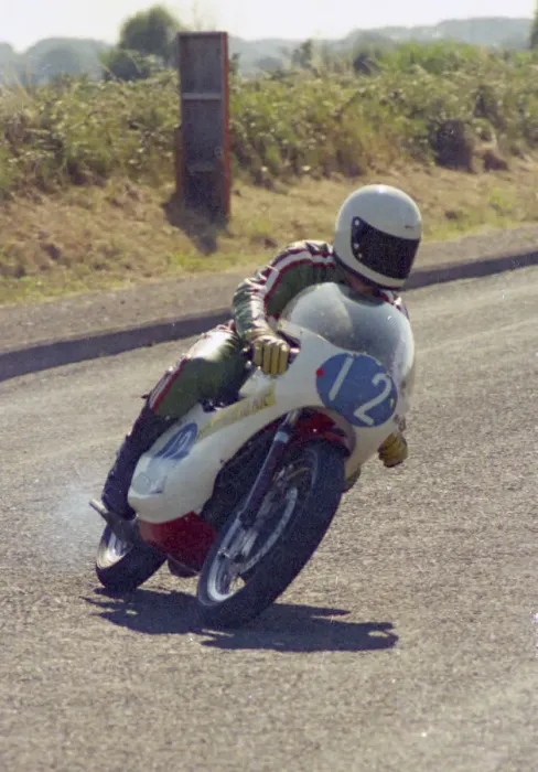Framed Print : Kenny Harrison (Yamaha) 1976 Jurby Road Framed Print : Kenny Harrison (Yamaha) 1976 Jurby Road