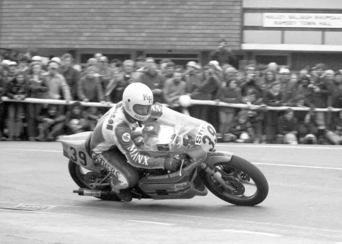 Framed Print : Kenny Harrison (Yamaha) 1981 Senior TT Framed Print : Kenny Harrison (Yamaha) 1981 Senior TT